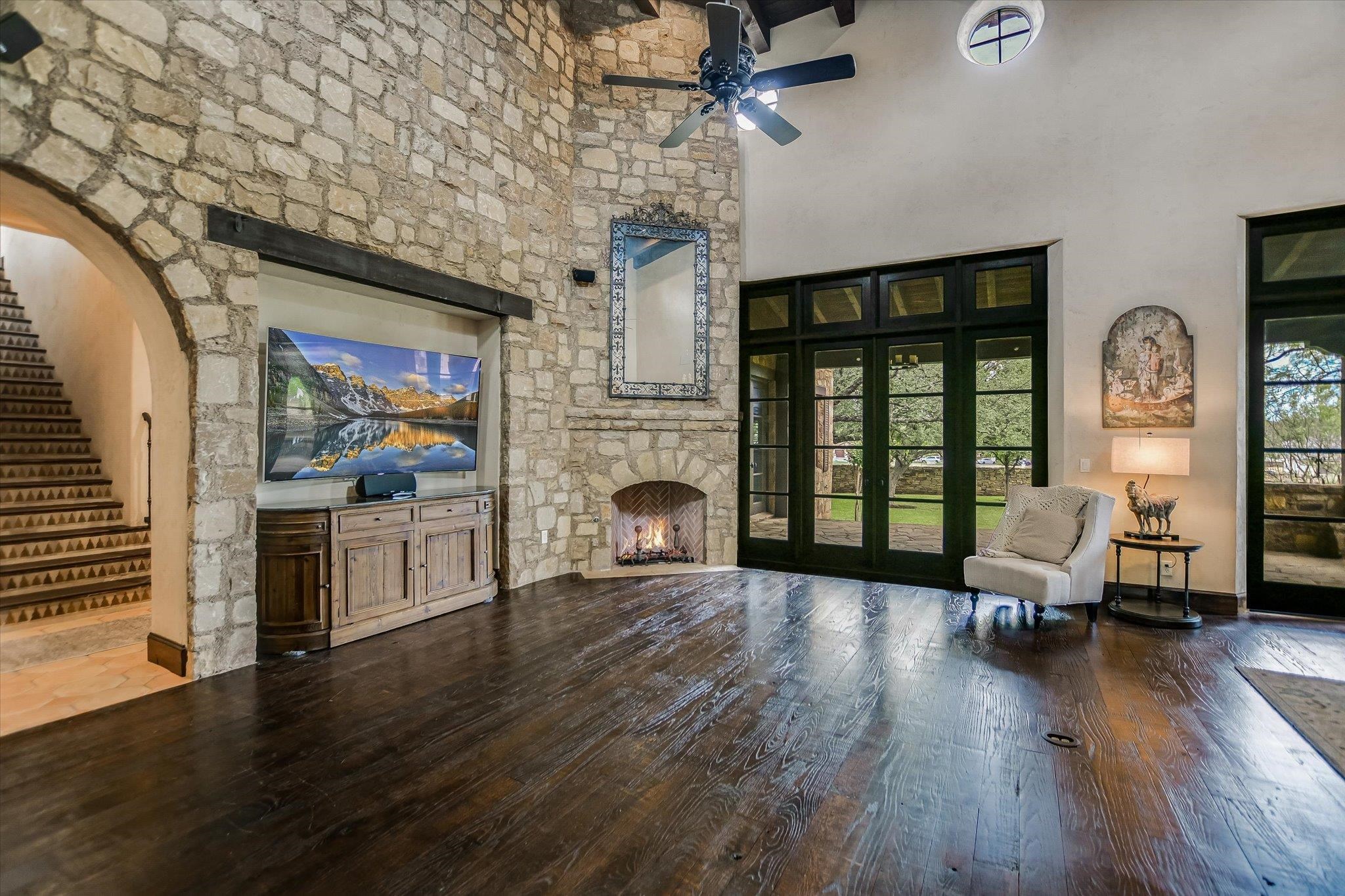 Horseshoe Bay, Texas, 78657, United States, 4 Bedrooms Bedrooms, ,4 BathroomsBathrooms,Residential,Active,2035627