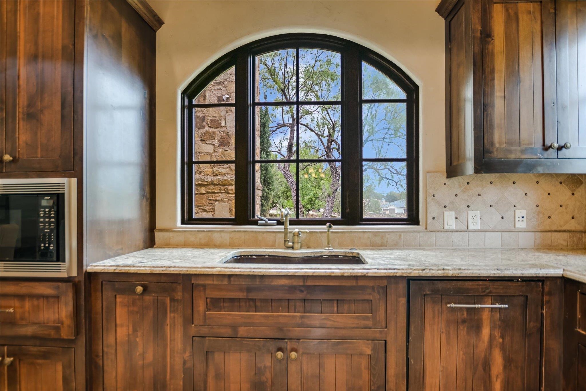 Horseshoe Bay, Texas, 78657, United States, 4 Bedrooms Bedrooms, ,4 BathroomsBathrooms,Residential,Active,2035627