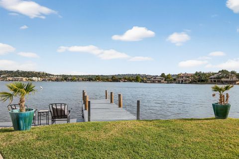 Photo of 103 Island Dr. #3 Dr, Horseshoe Bay, TX 78657 (MLS # 175798)