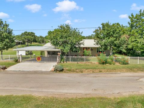 Photo of 1570 Breeze Way, Tow, TX 78672 (MLS # 174533)