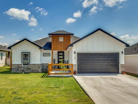 109 N Thomas Cove, Burnet, TX 78611 - #: 172777