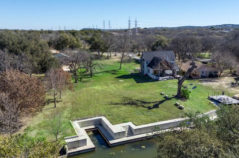 Photo of 612 Pecan Drive, Horseshoe Bay, TX 78657 (MLS # 176266)