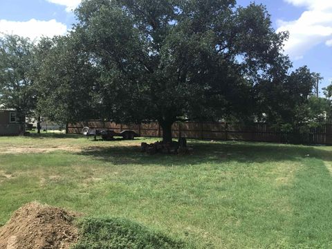 Photo of 179180 Lincoln Drive, Granite Shoals, TX 78654 (MLS # 174071)