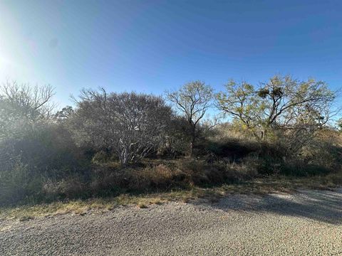 Photo of 424425 Rockcrest Dr, Granite Shoals, TX 78654 (MLS # 175954)