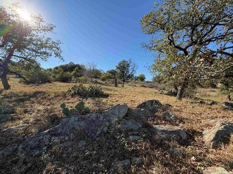 Photo of 1602 Swear Injun, Horseshoe Bay, TX 78657 (MLS # 175714)