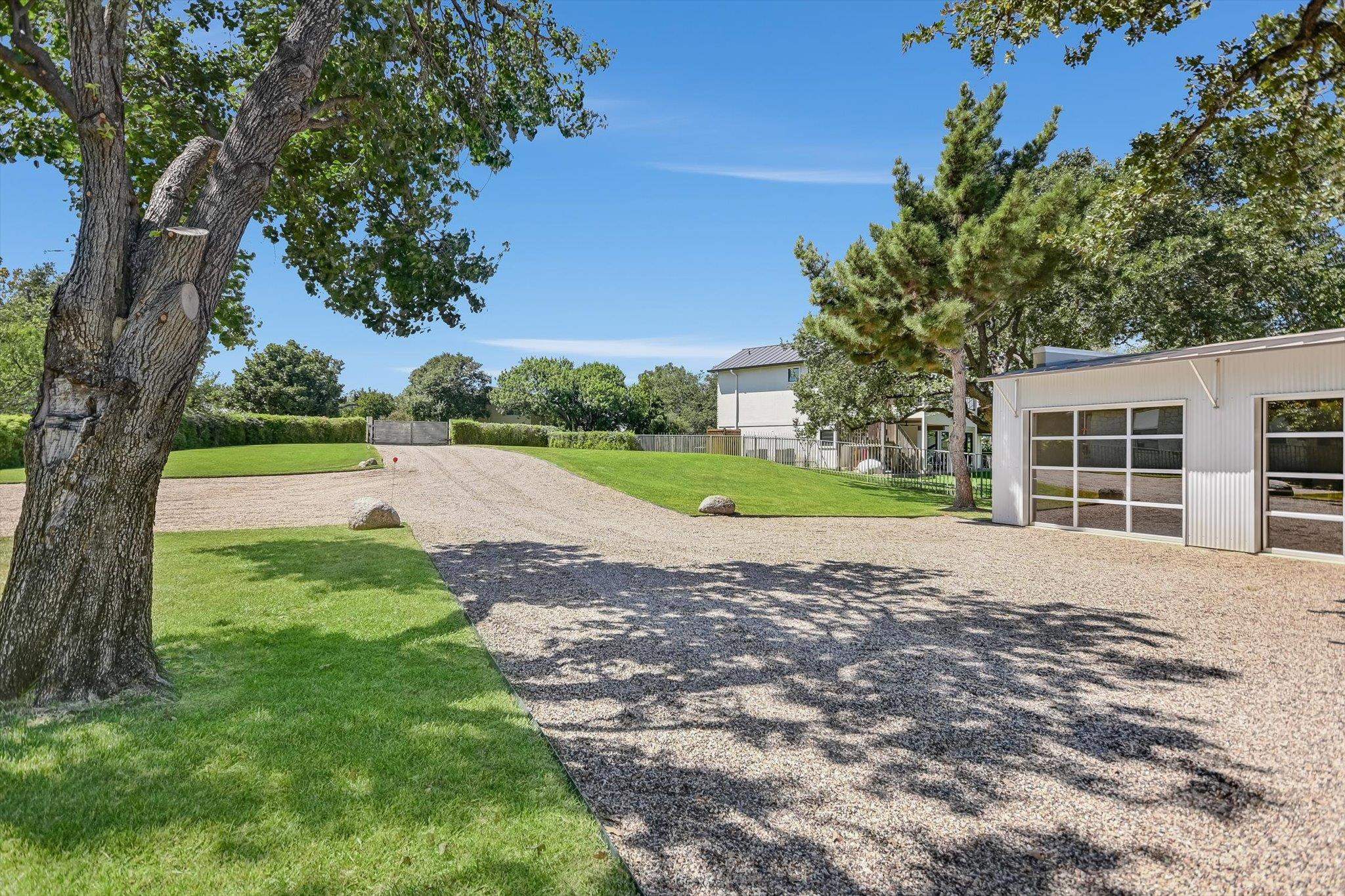 Horseshoe Bay, Texas, 78657, United States, 4 Bedrooms Bedrooms, ,4 BathroomsBathrooms,Residential,Active,2024174