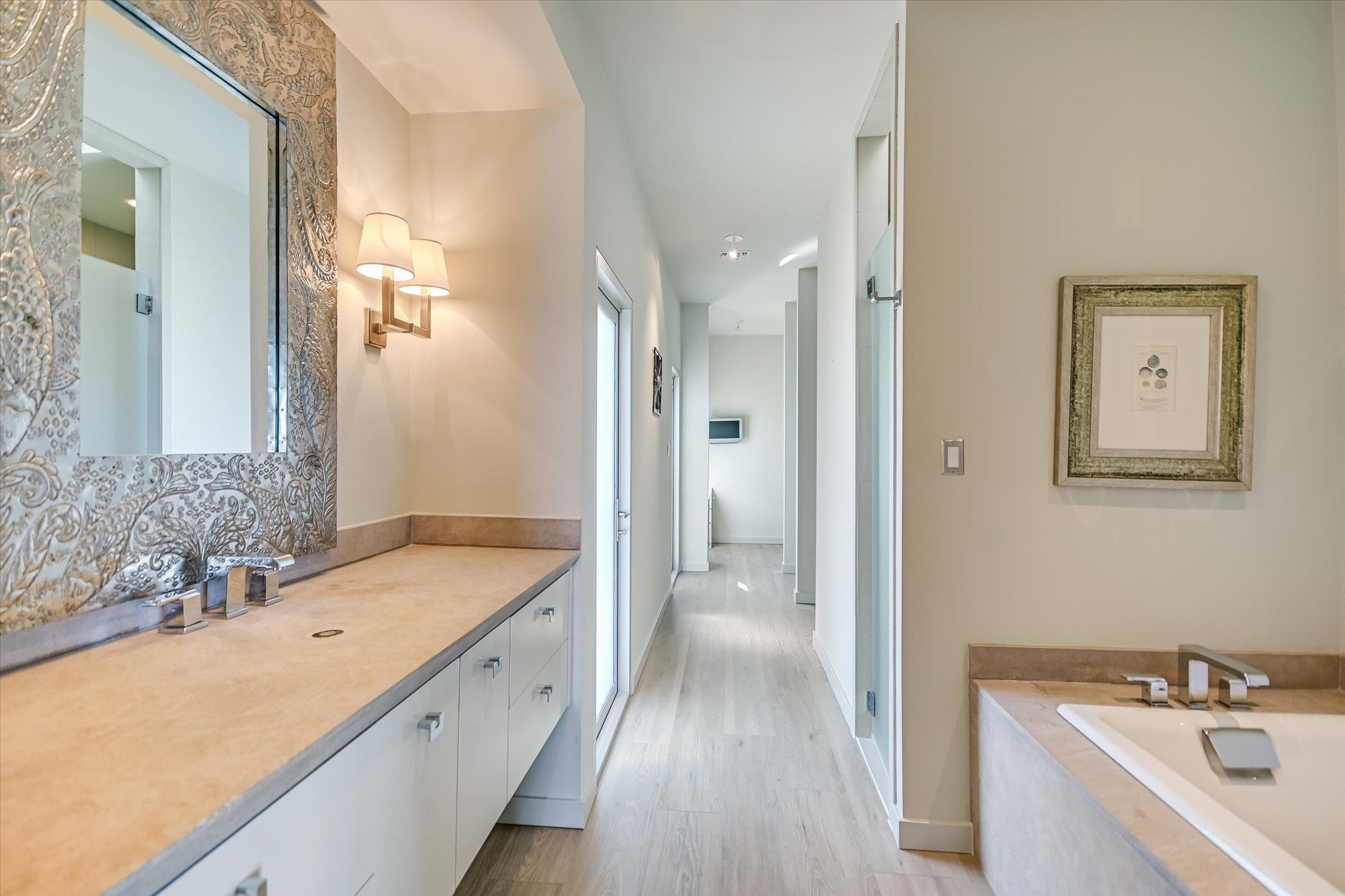 Horseshoe Bay, Texas, 78657, United States, 4 Bedrooms Bedrooms, ,4 BathroomsBathrooms,Residential,Active,2024174