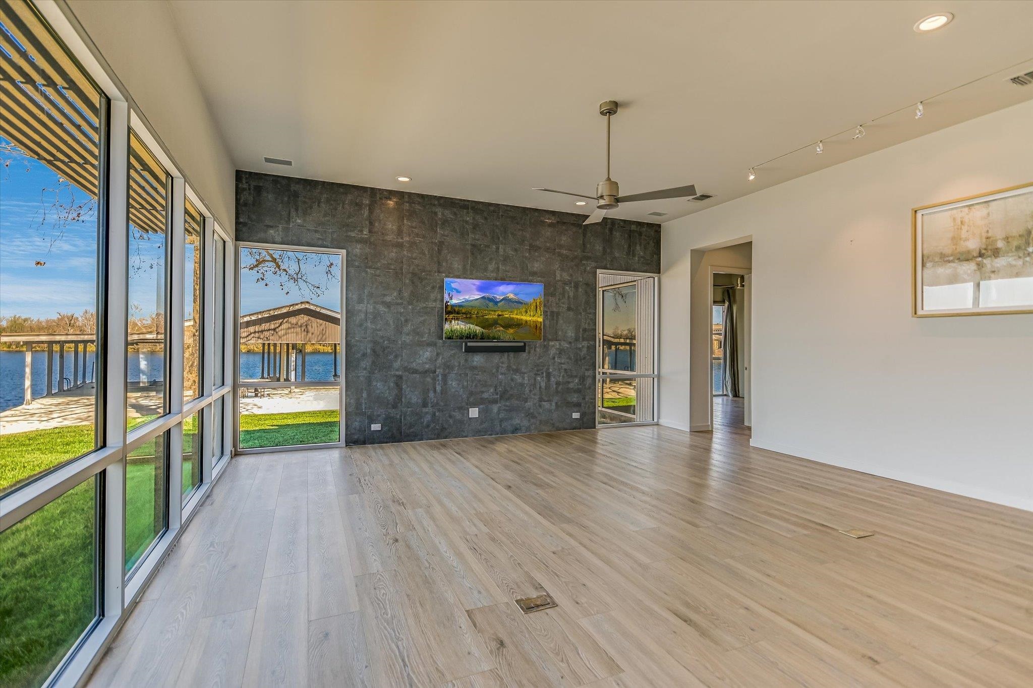 Horseshoe Bay, Texas, 78657, United States, 4 Bedrooms Bedrooms, ,4 BathroomsBathrooms,Residential,Active,2024174