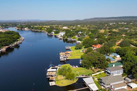 Photo of 20001941 Williams Lakeshore, Kingsland, TX 78639 (MLS # 175049)