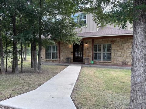 Photo of 1706 Link Drive, Kingsland, TX 78639 (MLS # 175768)