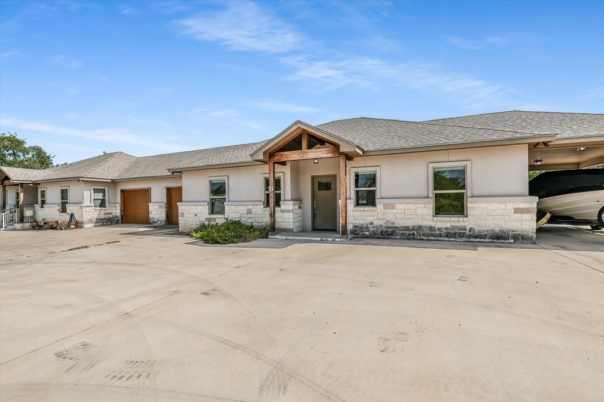 Horseshoe Bay, Texas, 78657, United States, 14 Bedrooms Bedrooms, ,11 BathroomsBathrooms,Residential,Active,1992282