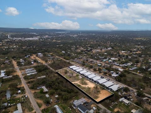 Photo of 849 Anson St, Kingsland, TX 78639 (MLS # 175881)