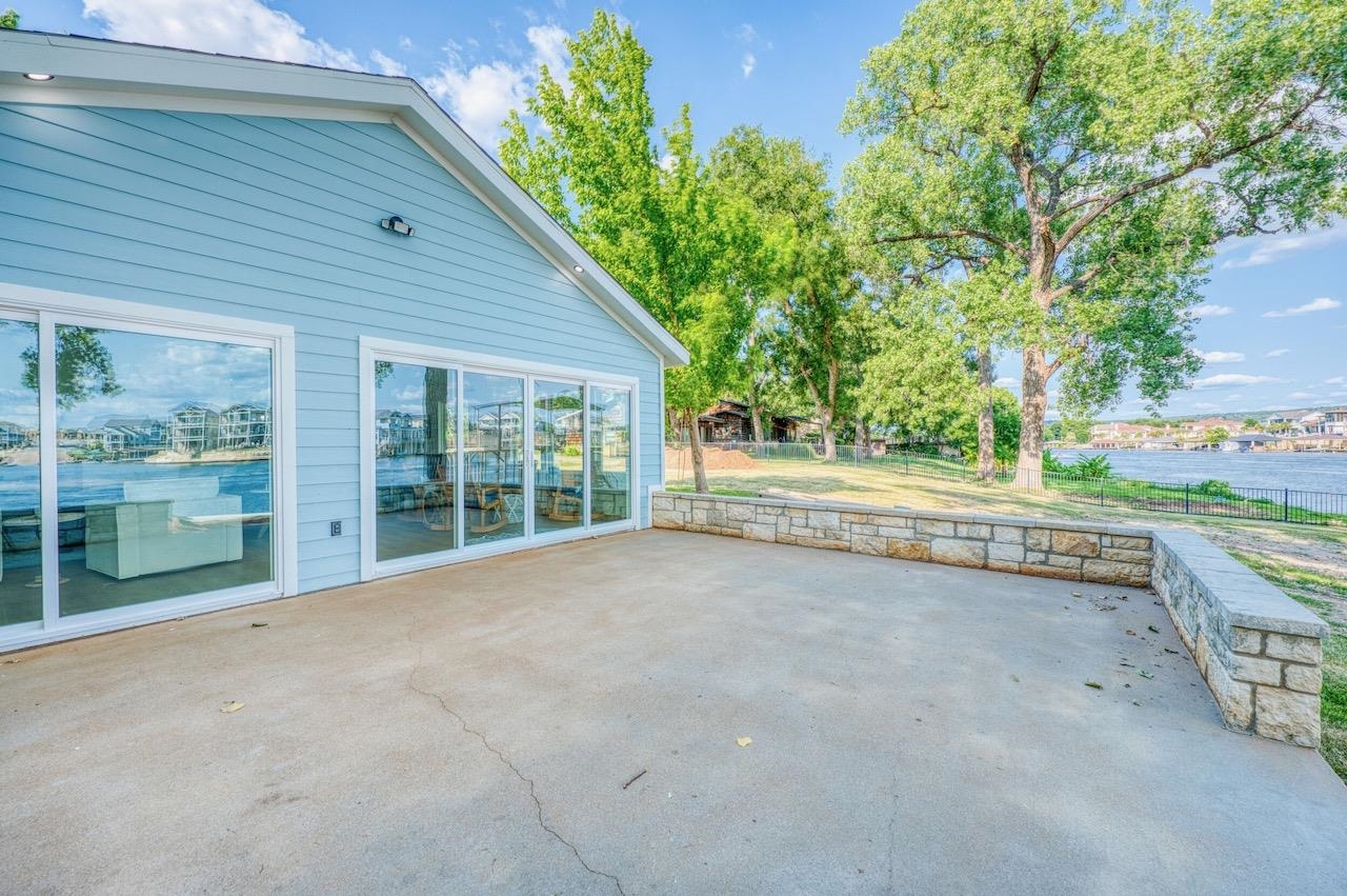 569 ELLEN WILLIAMS LOOP