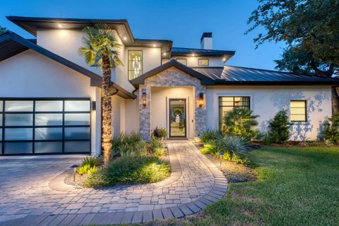 Photo of 103 Blue Ground, Horseshoe Bay, TX 78657 (MLS # 176185)