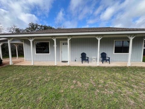 Photo of 110 Midnight Sun Dr, Spicewood, TX 78669 (MLS # 175549)