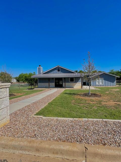 Photo of 603 E Ellis Street, Llano, TX 78643 (MLS # 176796)