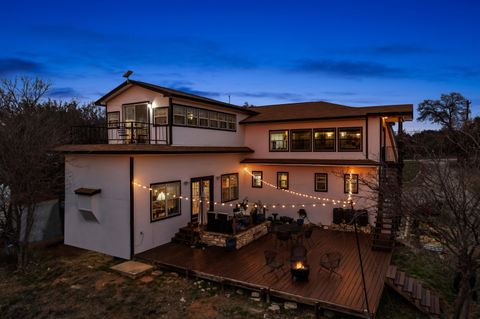 Photo of 7036 River Oaks Drive, Kingsland, TX 78639 (MLS # 176899)