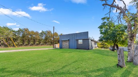 Photo of 111 W Lakeshore Drive, Sunrise Beach, TX 78639 (MLS # 175313)