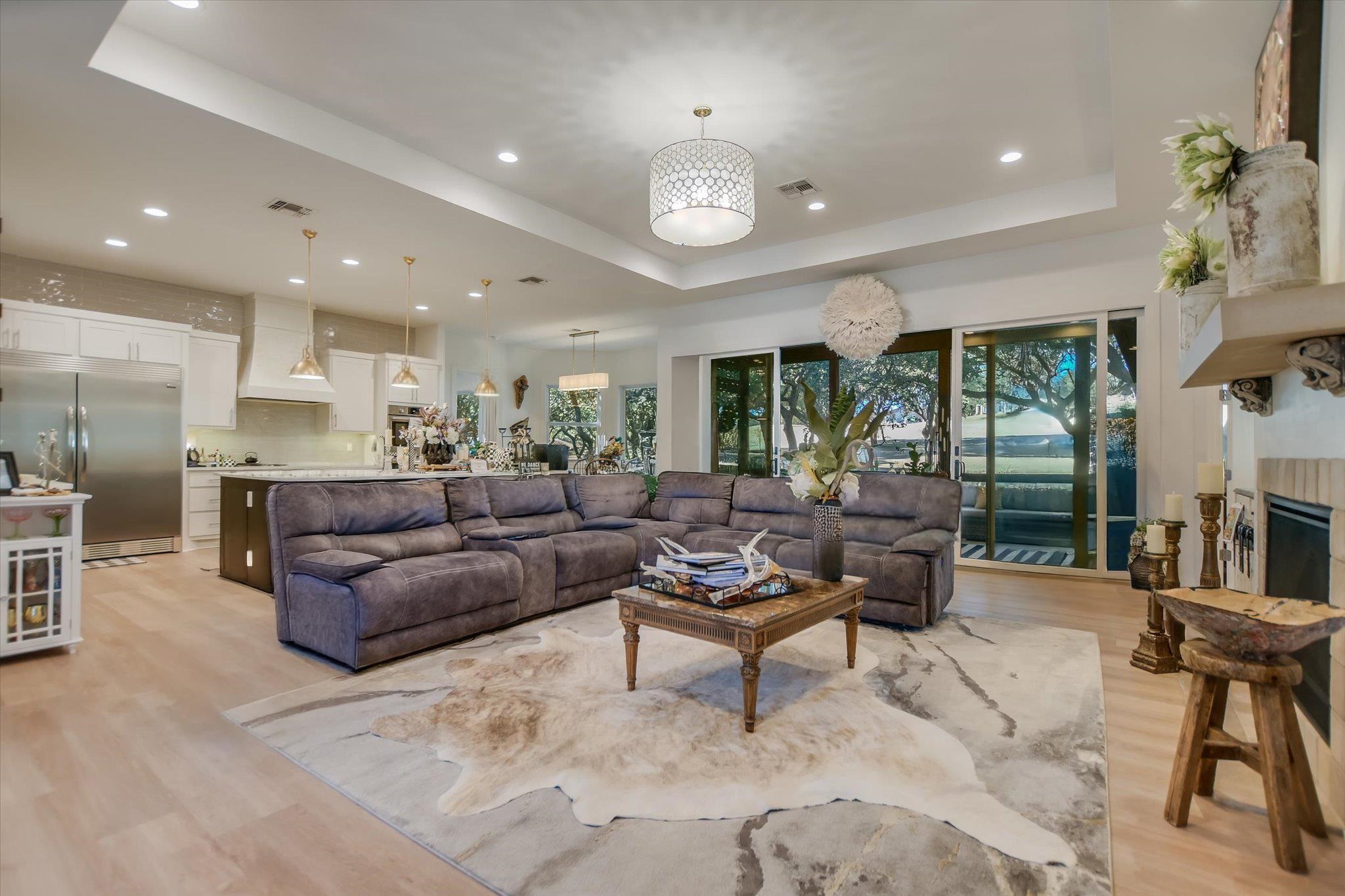 Horseshoe Bay, Texas, 78657, United States, 3 Bedrooms Bedrooms, ,4 BathroomsBathrooms,Residential,Active,2009842