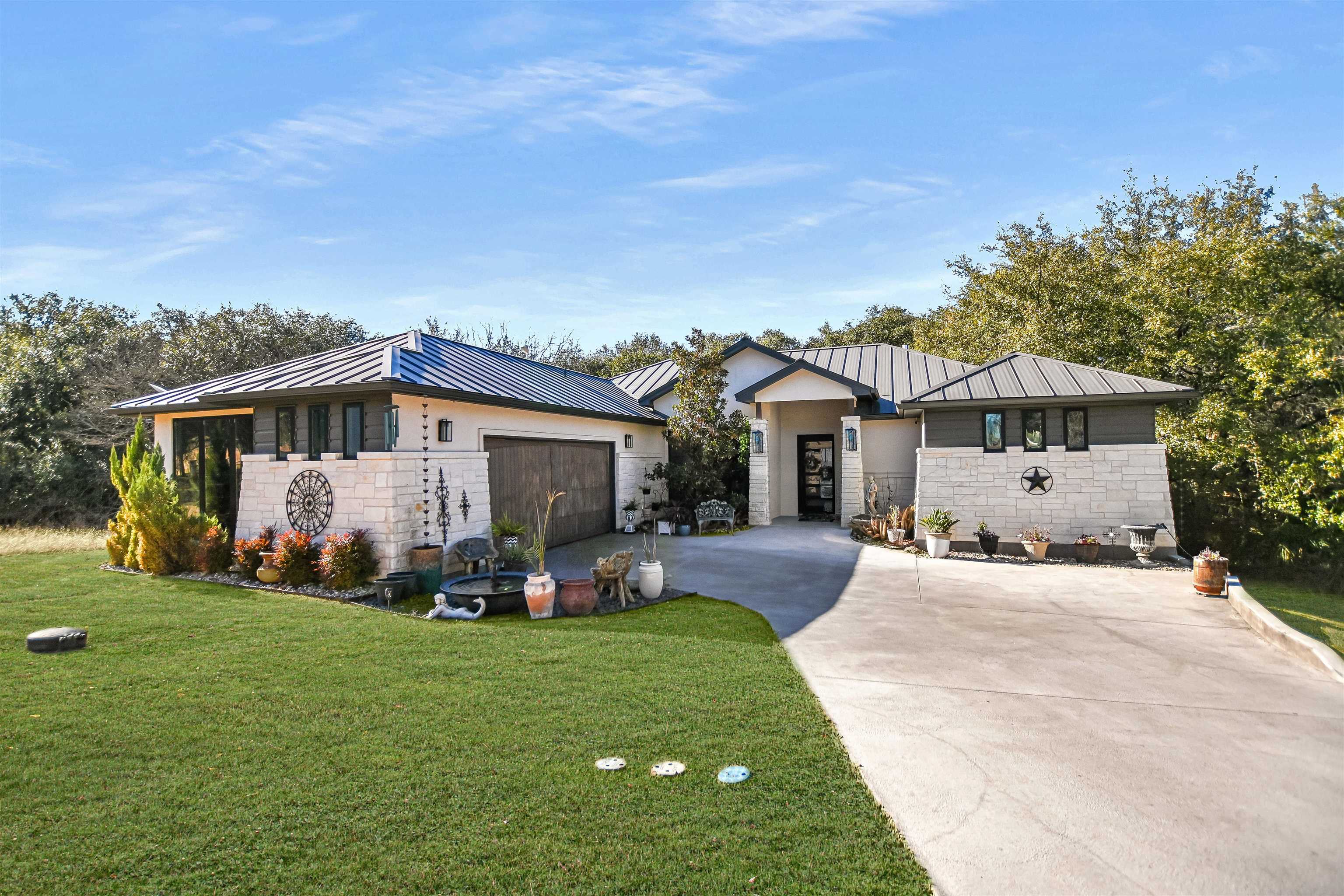Horseshoe Bay, Texas, 78657, United States, 3 Bedrooms Bedrooms, ,4 BathroomsBathrooms,Residential,Active,2009842