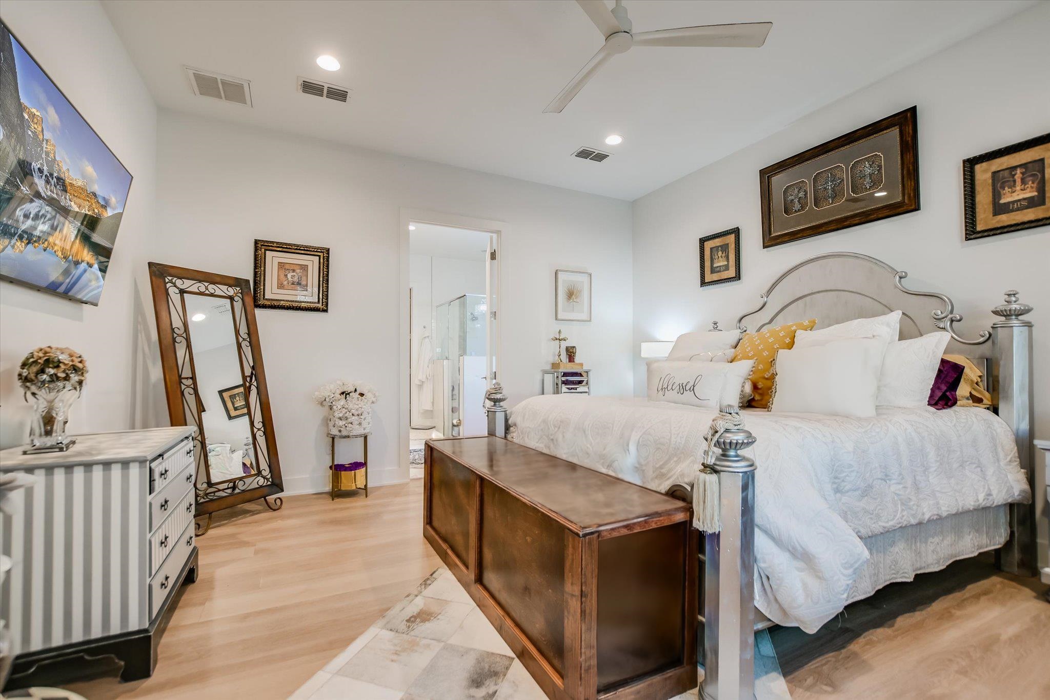 Horseshoe Bay, Texas, 78657, United States, 3 Bedrooms Bedrooms, ,4 BathroomsBathrooms,Residential,Active,2009842