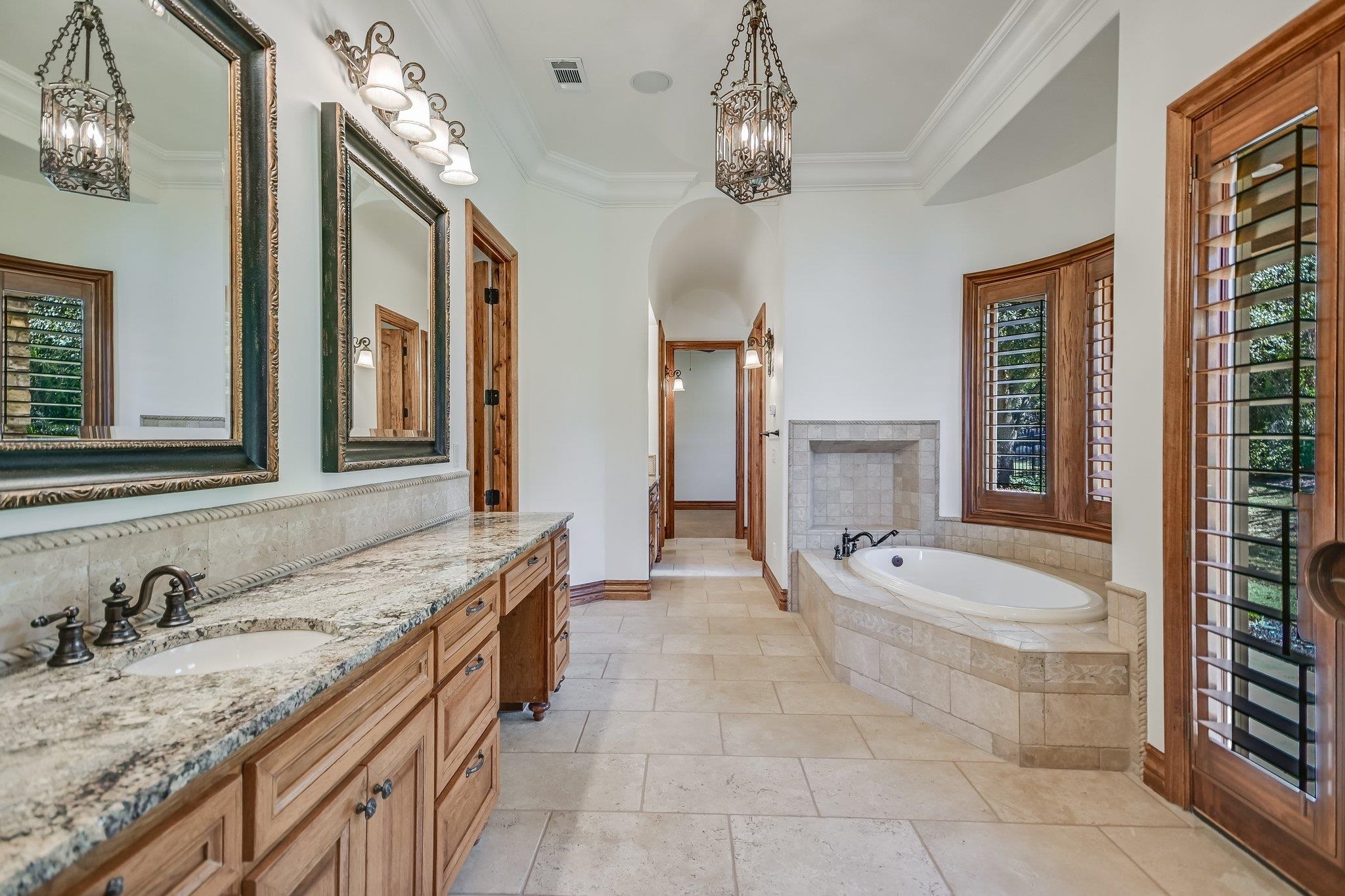 Horseshoe Bay, Texas, 78657, United States, 5 Bedrooms Bedrooms, ,6 BathroomsBathrooms,Residential,Active,2032443