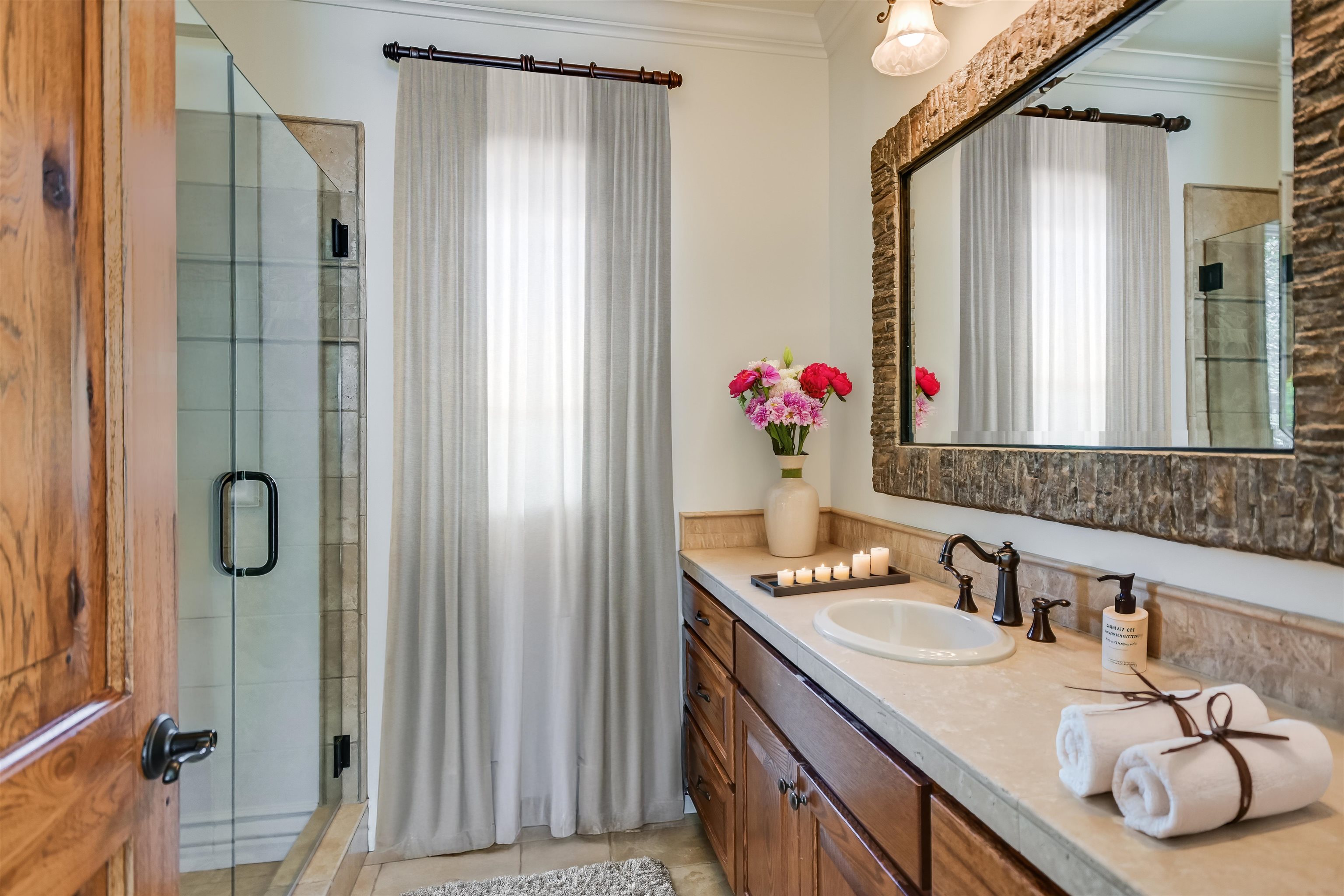 Horseshoe Bay, Texas, 78657, United States, 5 Bedrooms Bedrooms, ,6 BathroomsBathrooms,Residential,Active,2032443