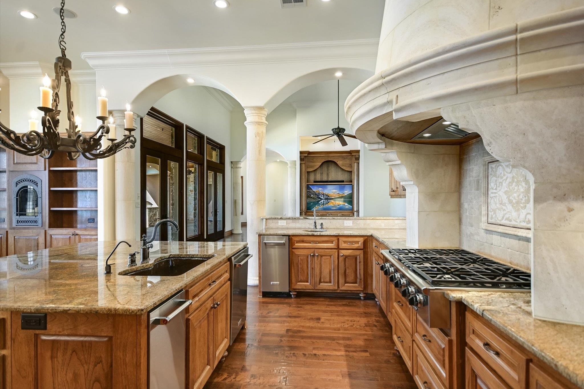 Horseshoe Bay, Texas, 78657, United States, 5 Bedrooms Bedrooms, ,6 BathroomsBathrooms,Residential,Active,2032443