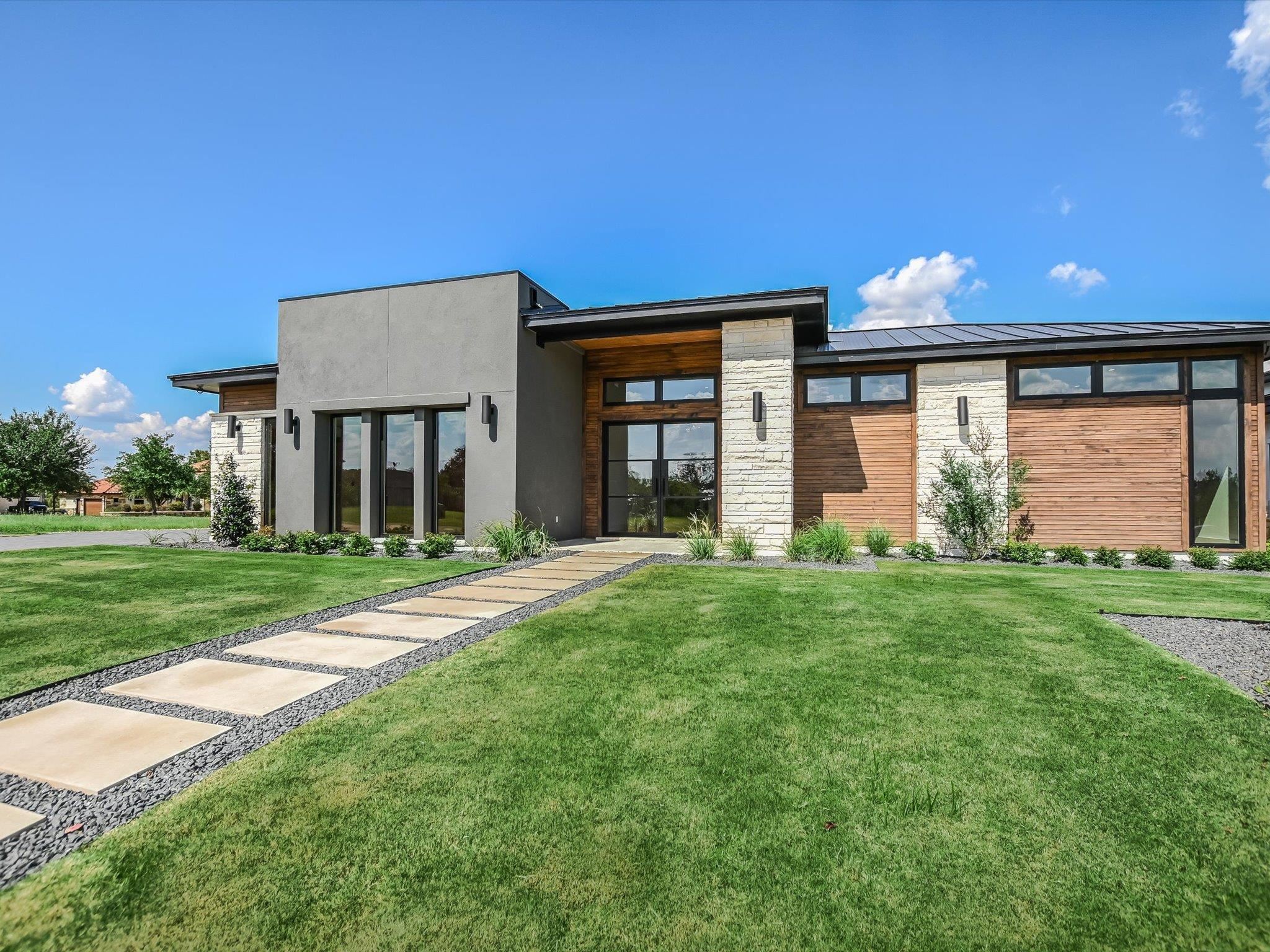 Horseshoe Bay, Texas, 78657, United States, 3 Bedrooms Bedrooms, ,5 BathroomsBathrooms,Residential,Active,2014930