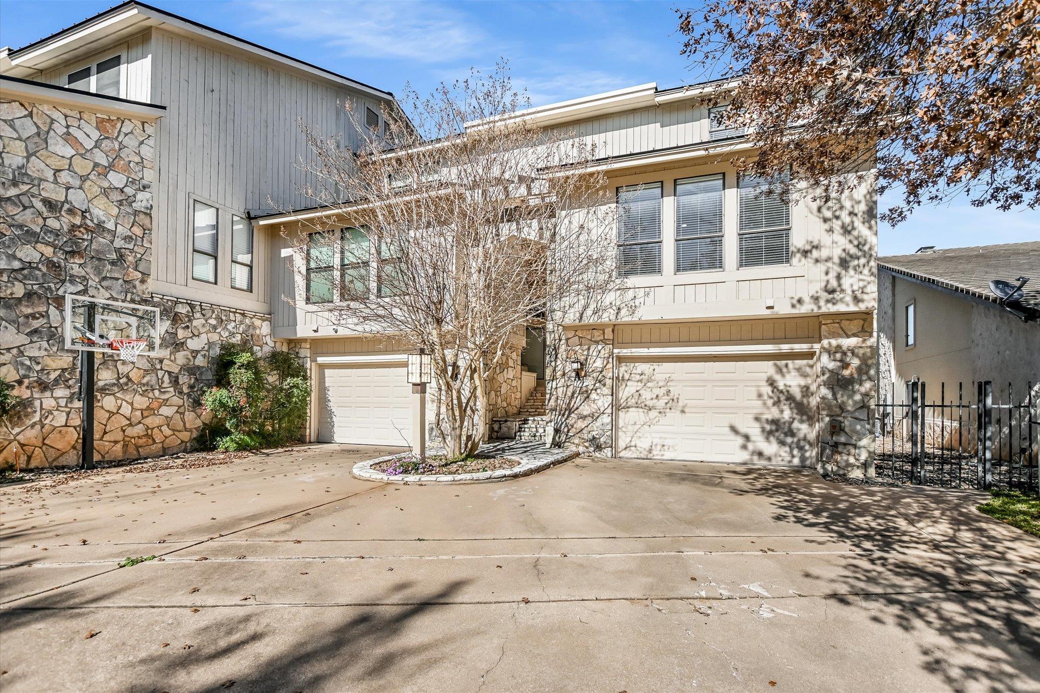 Horseshoe Bay, Texas, 78657, United States, 4 Bedrooms Bedrooms, ,5 BathroomsBathrooms,Residential,Active,2017882