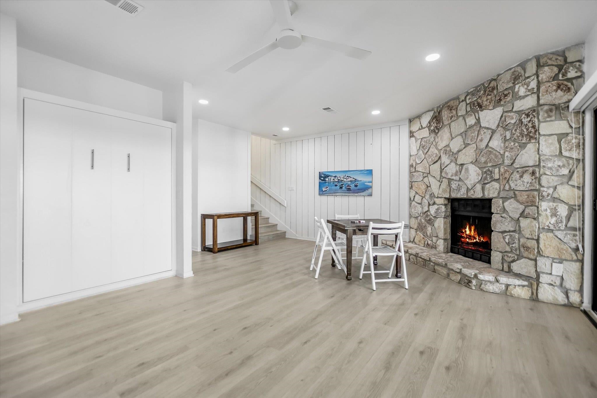 Horseshoe Bay, Texas, 78657, United States, 4 Bedrooms Bedrooms, ,5 BathroomsBathrooms,Residential,Active,2017882