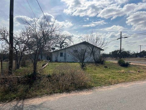Photo of 1034 Ranch Road 2545, Kingsland, TX 78639 (MLS # 176531)