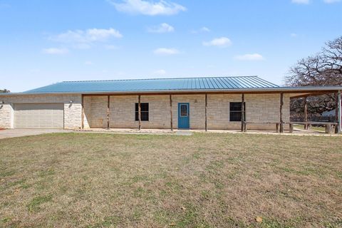 Photo of 2207 Boxwood Circle, Kingsland, TX 78639 (MLS # 176688)