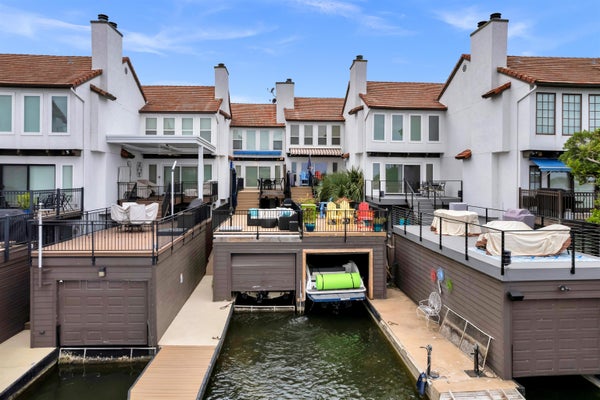 415 HORSESHOE BAY BLVD, HORSESHOE BAY, TX 78657 - Image b7ab98bd250dc5196e5a222816233dfd/364228251
