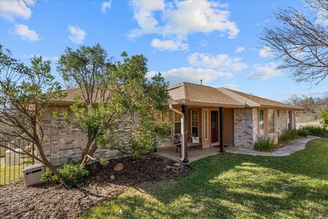 Photo of 3304 Blue Lake Dr, Horseshoe Bay, TX 78657 (MLS # 176245)