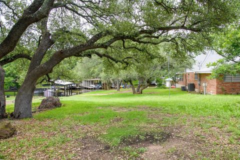 Photo of 19 Cr 132a, Kingsland, TX 78639 (MLS # 173858)