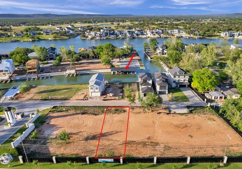 Photo of 4 Lake Street, Kingsland, TX 78639 (MLS # 174013)