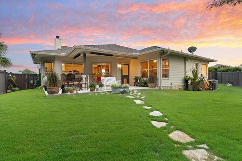 Photo of 813 Lacey Oak Circle, Marble Falls, TX 78654 (MLS # 175704)