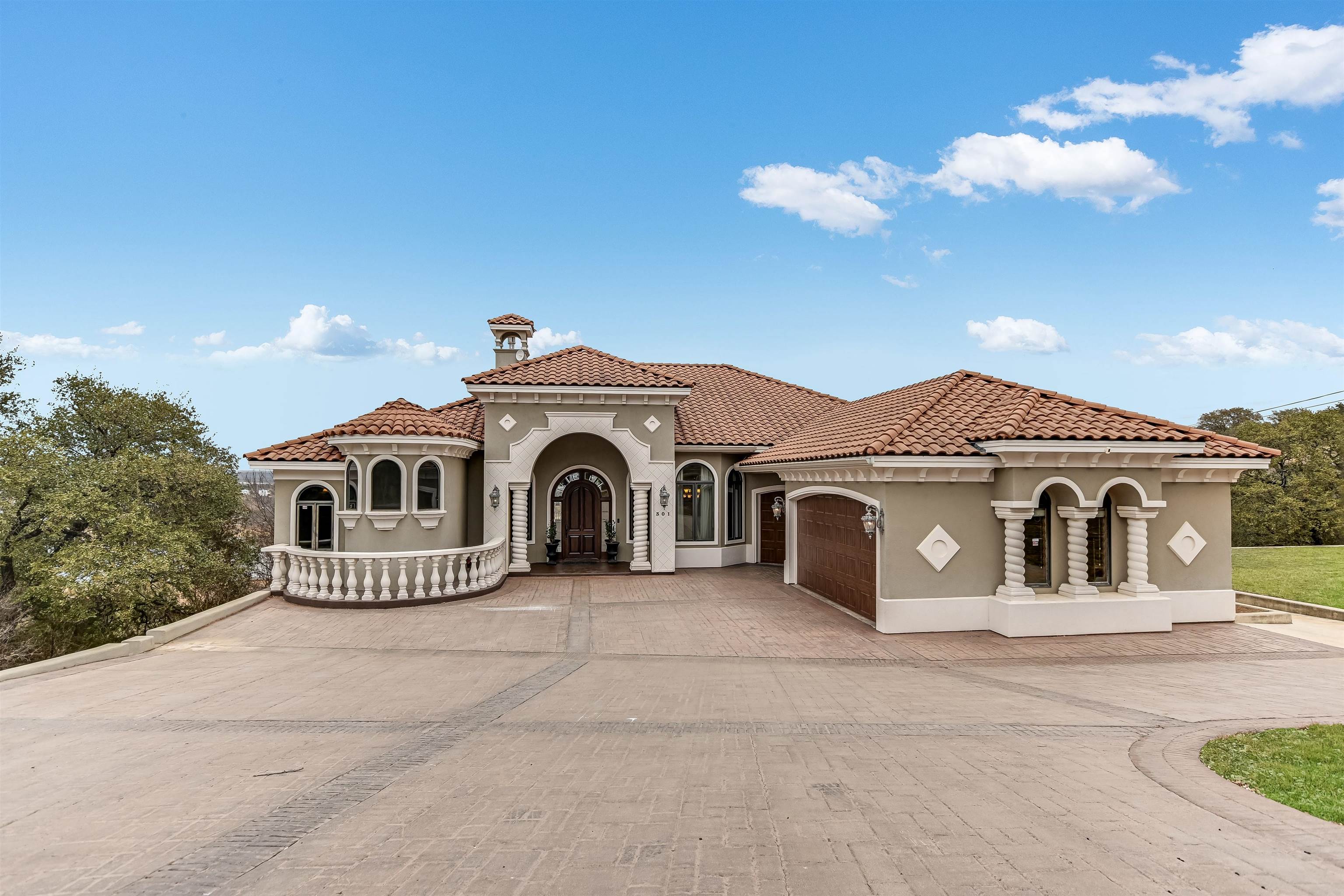 Horseshoe Bay, Texas, 78657, United States, 3 Bedrooms Bedrooms, ,6 BathroomsBathrooms,Residential,Active,2013175