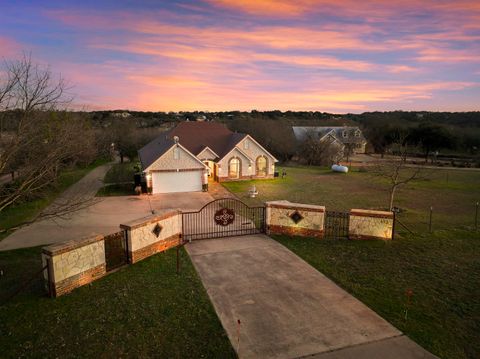 493 Chimney Cove Dr, Marble Falls, TX 78654 - #: 167432