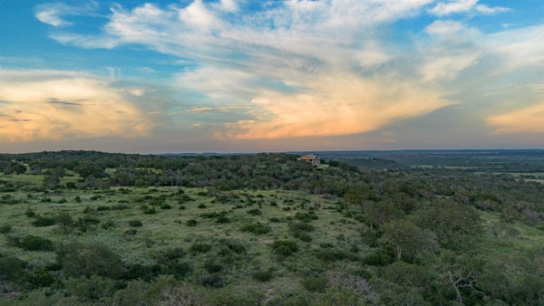 2104 COUNTY ROAD 120A, MARBLE FALLS, TX 78654 - Image cfeea4ad820511b1a4d96f46ace34722/623331041