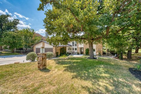 Photo of 202 N Big Spur, Horseshoe Bay, TX 78657 (MLS # 174860)