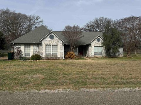 Photo of 310 Blackbird Drive, Highland Haven, TX 78654 (MLS # 176686)