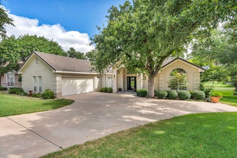 Photo of 601 Sombrero, Horseshoe Bay, TX 78657 (MLS # 176557)