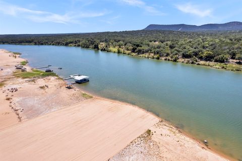 Photo of 69 River Oaks Drive, Kingsland, TX 78639 (MLS # 176909)