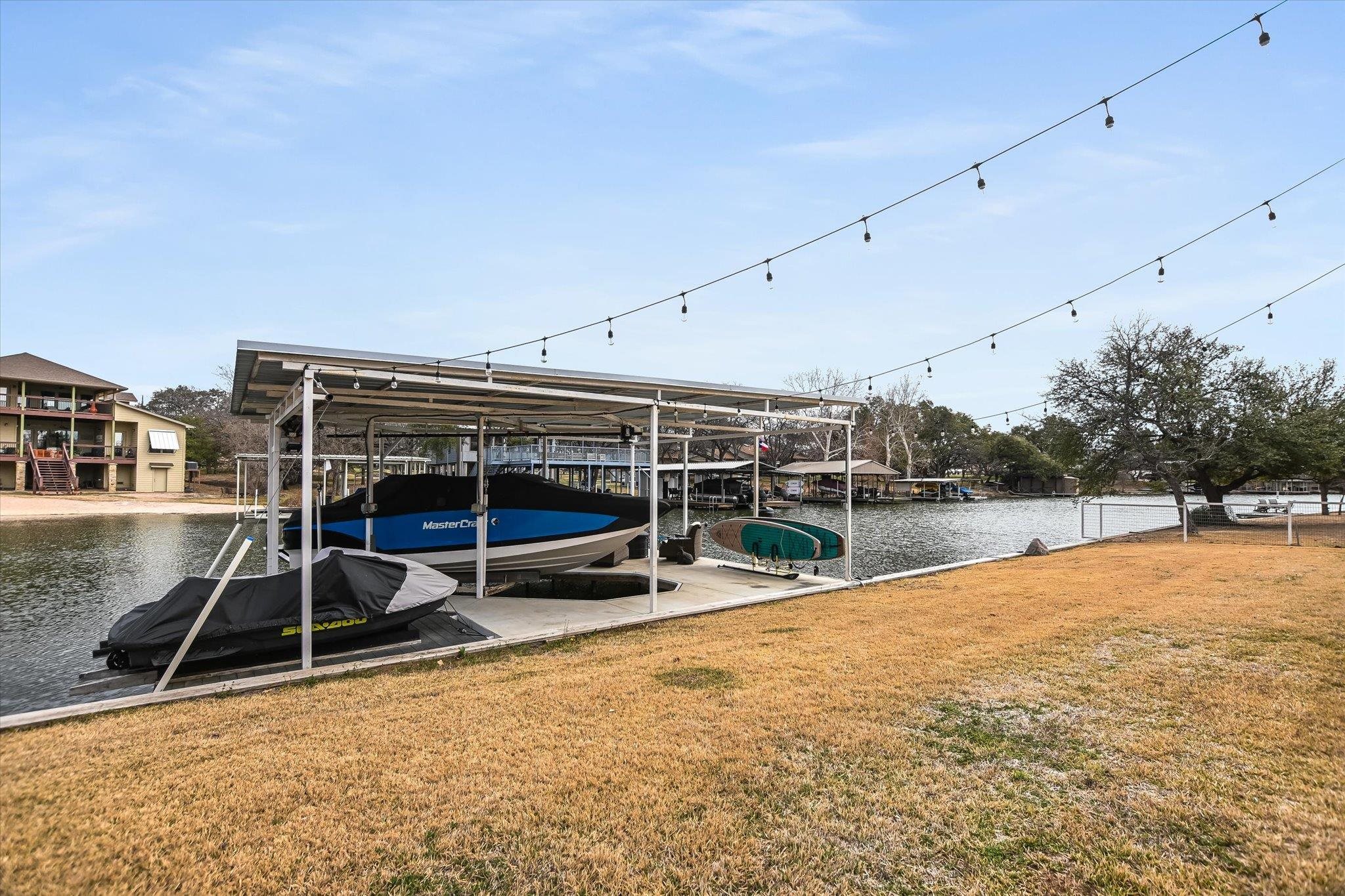 Marble Falls, Texas, 78654, United States, 4 Bedrooms Bedrooms, ,5 BathroomsBathrooms,Residential,Active,2023389