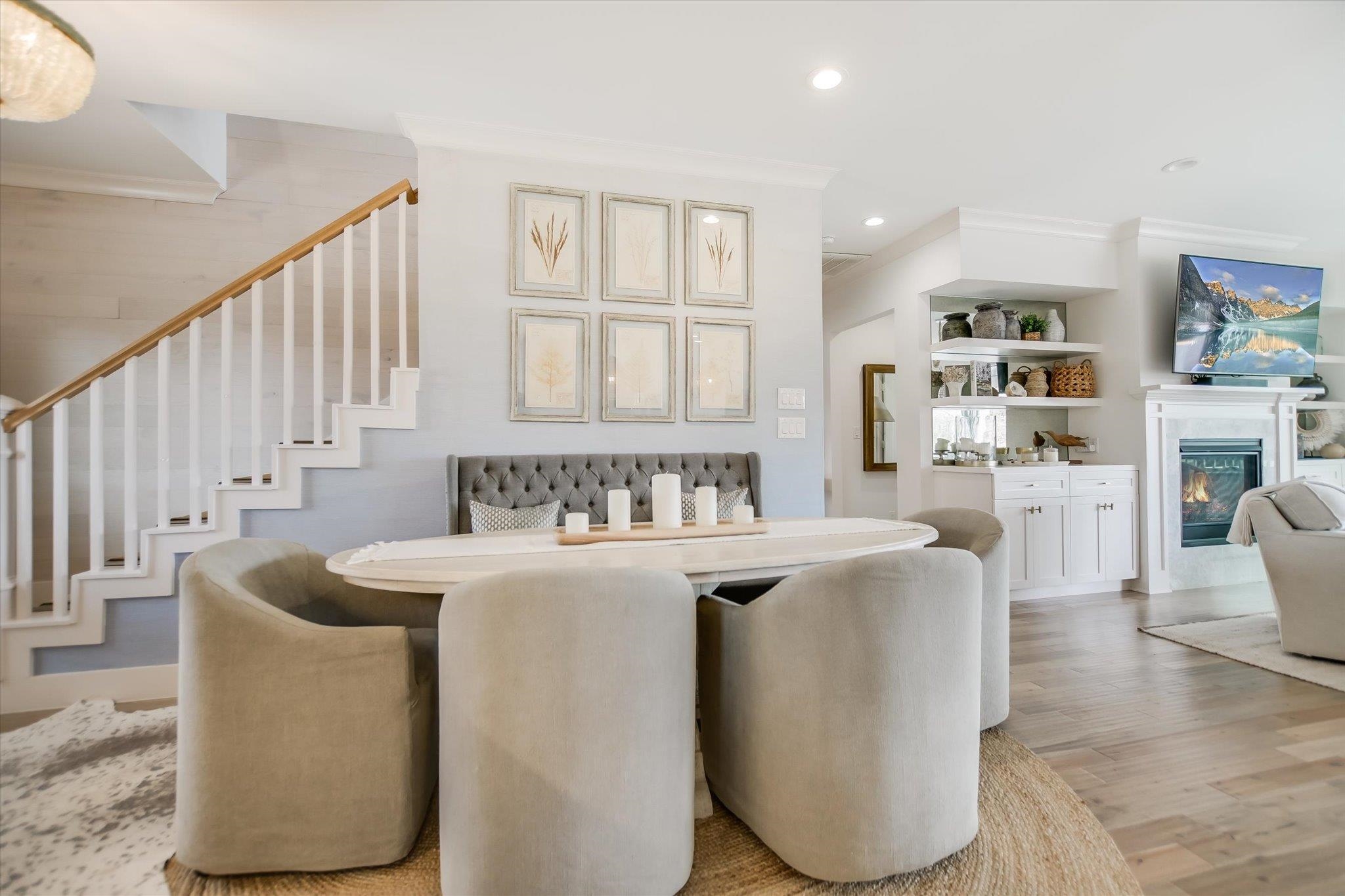 Marble Falls, Texas, 78654, United States, 4 Bedrooms Bedrooms, ,5 BathroomsBathrooms,Residential,Active,2023389