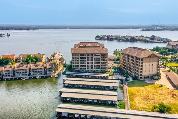 1000 THE CAPE RD UNIT 15, HORSESHOE BAY, TX 78657 - Image df5e39cf60963b1f341a49c22dfb1eda/1601478922