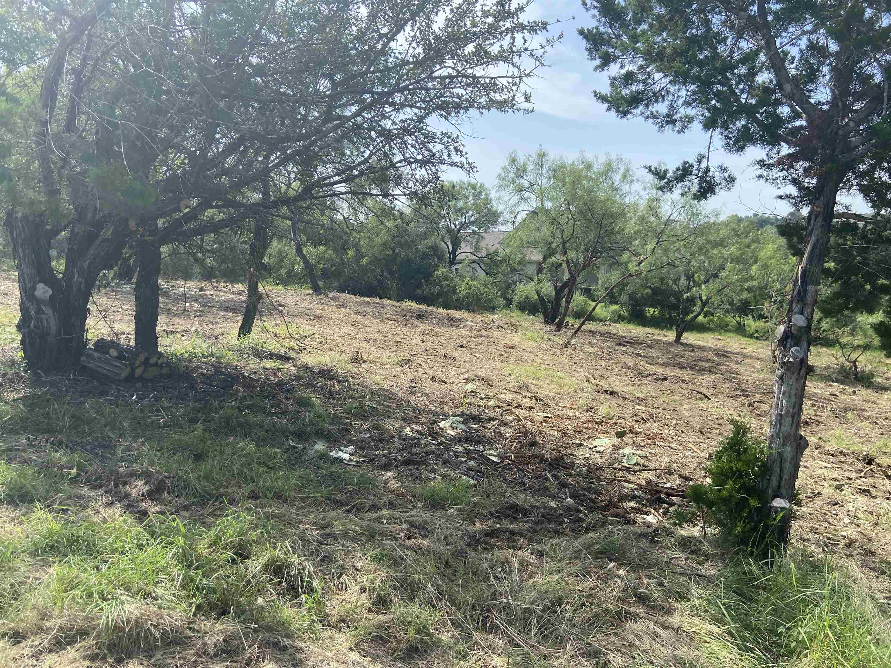 101 & 103 Blue Bird Ln