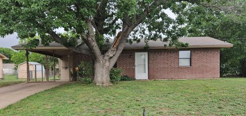 709 N Rhomberg Street, Burnet, TX 78611 - #: 173208